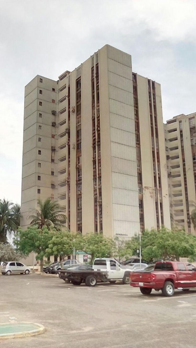 Foto Apartamento en Venta en Maracaibo, Zulia - BsF 20.000.000 - APV79923 - BienesOnLine