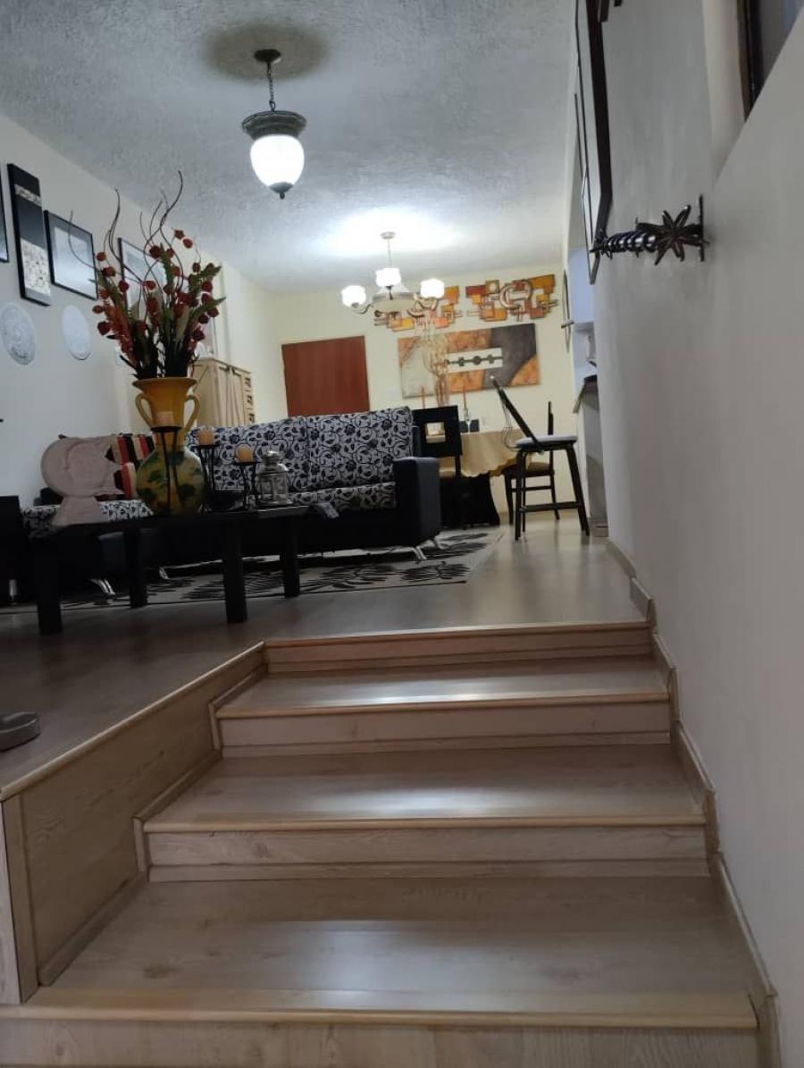 Home in Metric Way