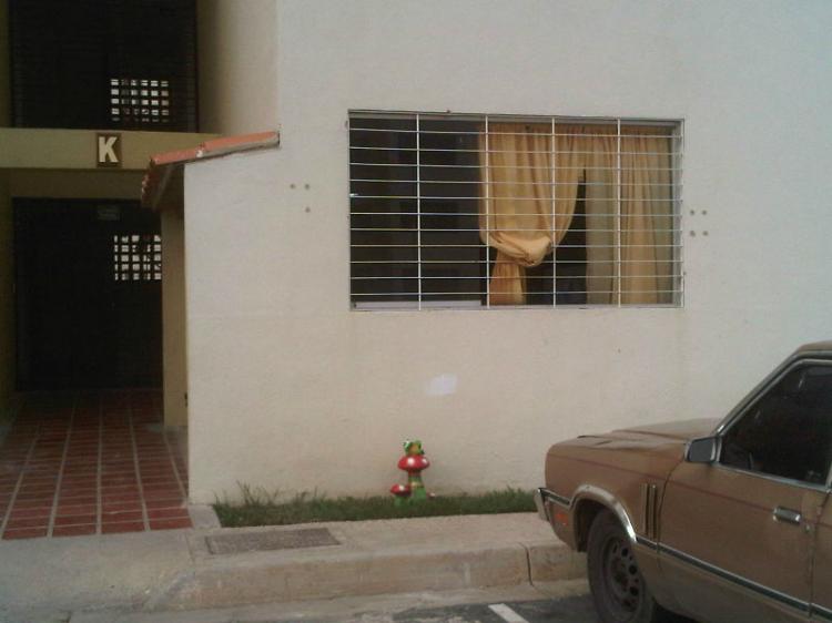 Foto Apartamento en Venta en Los Guayos, Carabobo - BsF 1.800.000 - APV55995 - BienesOnLine