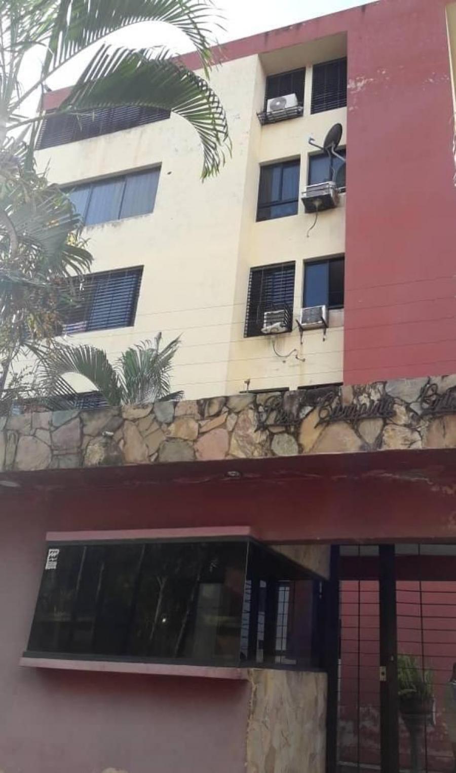 Foto Apartamento en Venta en 8: 3625549, Carabobo - U$D 16.500 - APV150573 - BienesOnLine