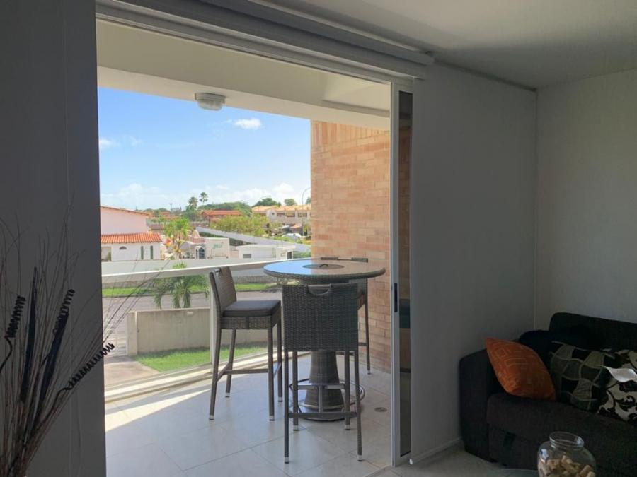 Foto Apartamento en Venta en Higuerote, Miranda - U$D 48.000 - APV207312 - BienesOnLine