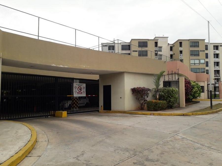 Foto Apartamento en Venta en valle topacio, Carabobo - U$D 25.500 - APV189482 - BienesOnLine