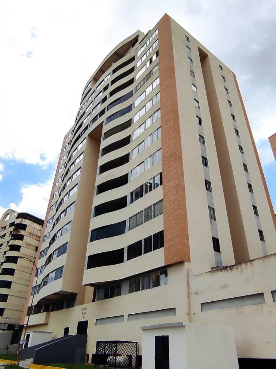 Foto Apartamento en Venta en Sabana Larga, Carabobo - U$D 37.700 - APV131615 - BienesOnLine