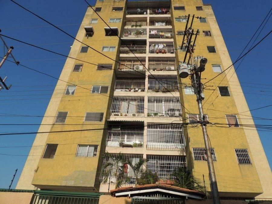 Foto Apartamento en Venta en Maracay, Maracay, Aragua - BsF 30.000 - APV120550 - BienesOnLine