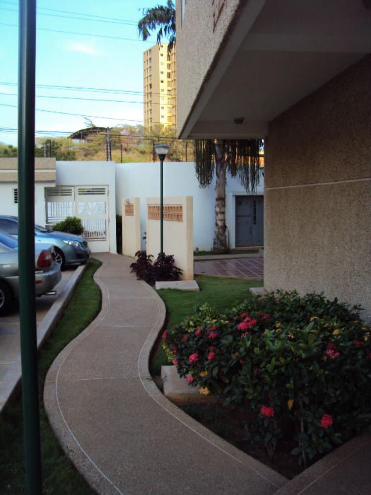 Foto Apartamento en Venta en Valle Frio, Maracaibo, Zulia - BsF 530.000.000 - APV65501 - BienesOnLine