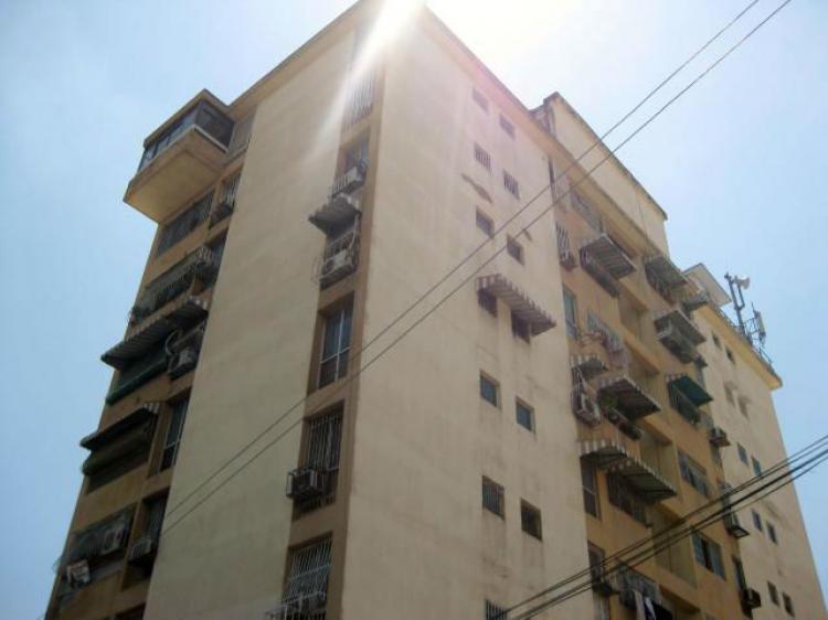 Foto Apartamento en Venta en AvBolivar, Maracay, Aragua - BsF 12.999 - APV109329 - BienesOnLine