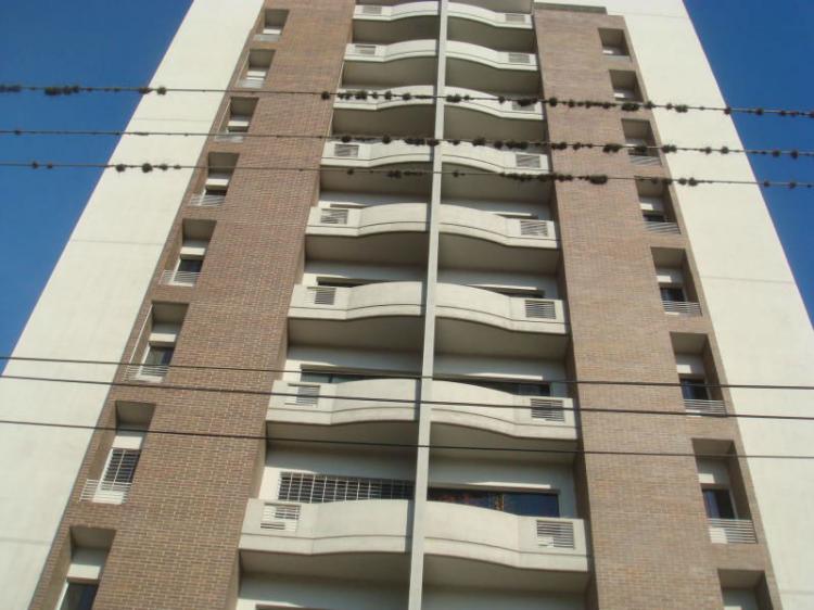 Foto Apartamento en Venta en Barquisimeto, Lara - BsF 80.000.000 - APV83959 - BienesOnLine