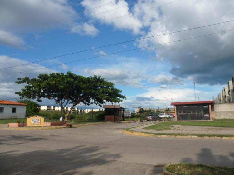 Foto Apartamento en Venta en Buenaventura, Los Guayos, Carabobo - BsF 13.000.000 - APV93402 - BienesOnLine