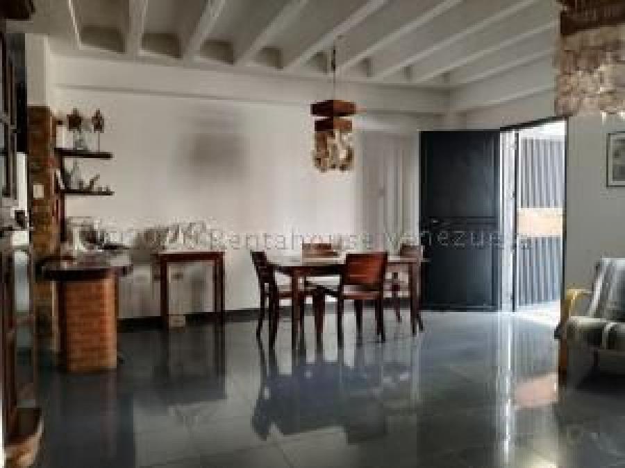 Foto Apartamento en Venta en Campo Alegre, Valencia, Carabobo - U$D 17.500 - APV140084 - BienesOnLine
