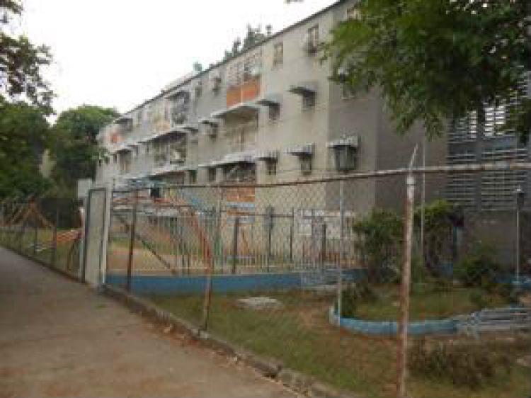 Foto Apartamento en Venta en Maracay, Aragua - BsF 15.000.000 - APV81854 - BienesOnLine