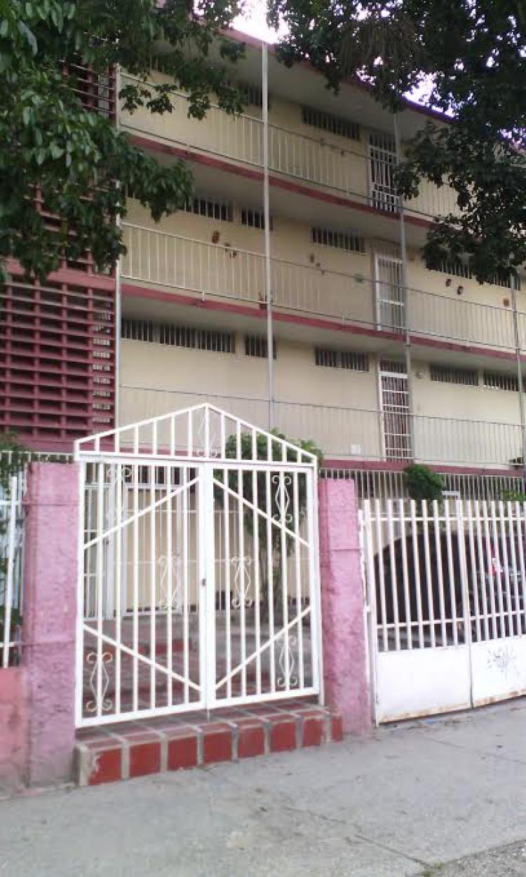 Foto Apartamento en Venta en Maracay, Aragua - BsF 1.400.000.000 - APV104649 - BienesOnLine