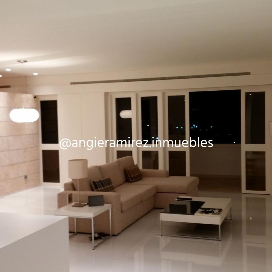 Foto Apartamento en Venta en Vargas, Caraballeda, Vargas - U$D 125.000 - APV225607 - BienesOnLine