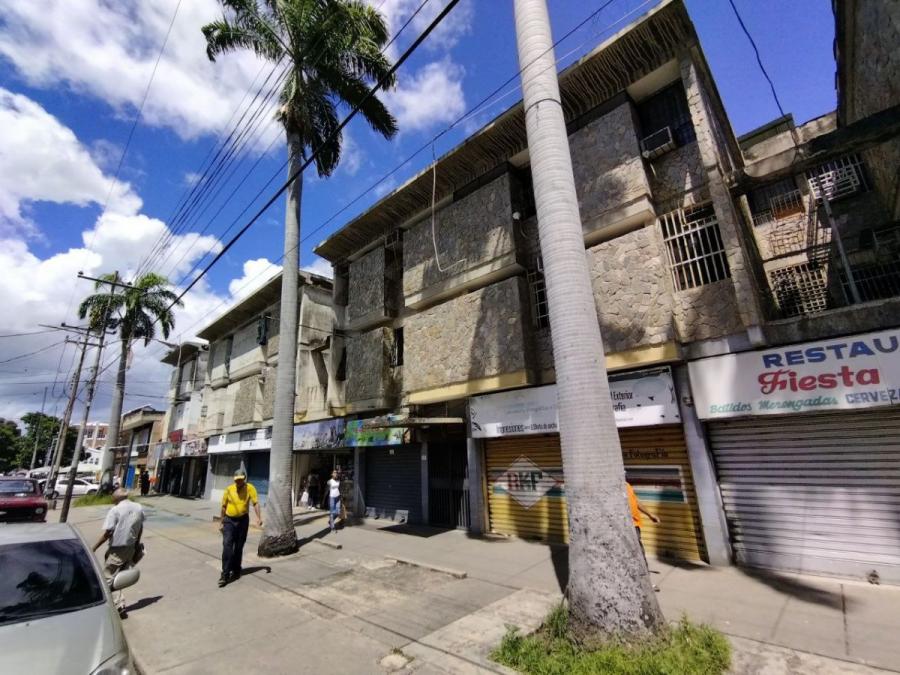 Foto Apartamento en Venta en Madre Maria, Maracay, Aragua - U$D 16.500 - APV206699 - BienesOnLine