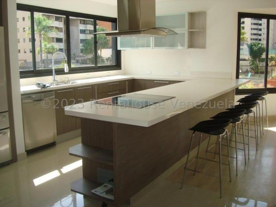 Foto Apartamento en Venta en baruta, colinas de valle arriba, Distrito Federal - U$D 600.000 - APV222376 - BienesOnLine