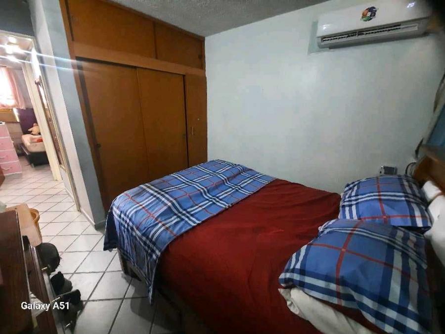 Home in Metric Way