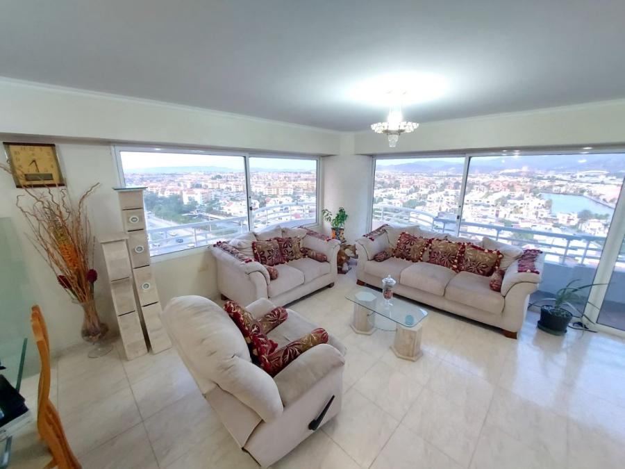 Foto Apartamento en Venta en LECHERIA, Diego Bautista Urbaneja, Anzoátegui - U$D 150.000 - APV251302 - BienesOnLine