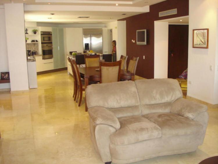 Foto Apartamento en Venta en Maracaibo, Zulia - BsF 21.000.000 - APV52216 - BienesOnLine