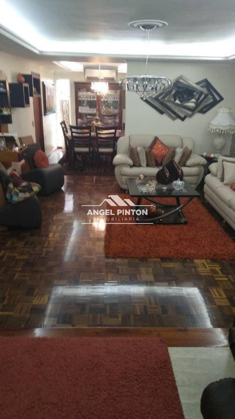 Foto Apartamento en Venta en Caracas, Distrito Federal - U$D 110.000 - APV223292 - BienesOnLine