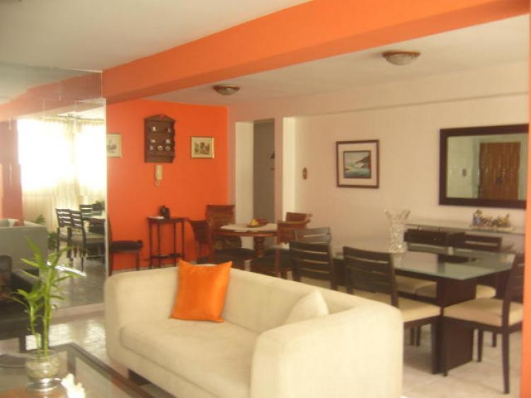Foto Apartamento en Venta en Maracay, Aragua - BsF 130.000.000 - APV90644 - BienesOnLine