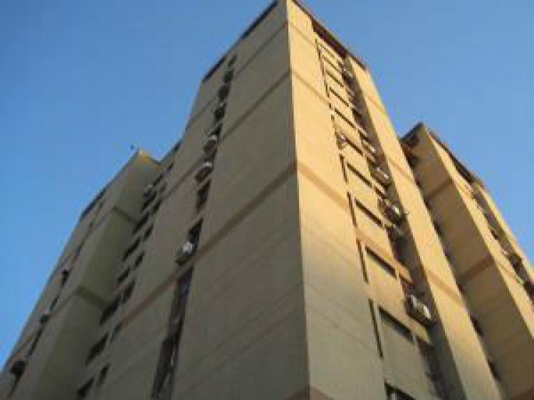 Foto Apartamento en Venta en Barquisimeto, Lara - BsF 70.000.000 - APV81123 - BienesOnLine