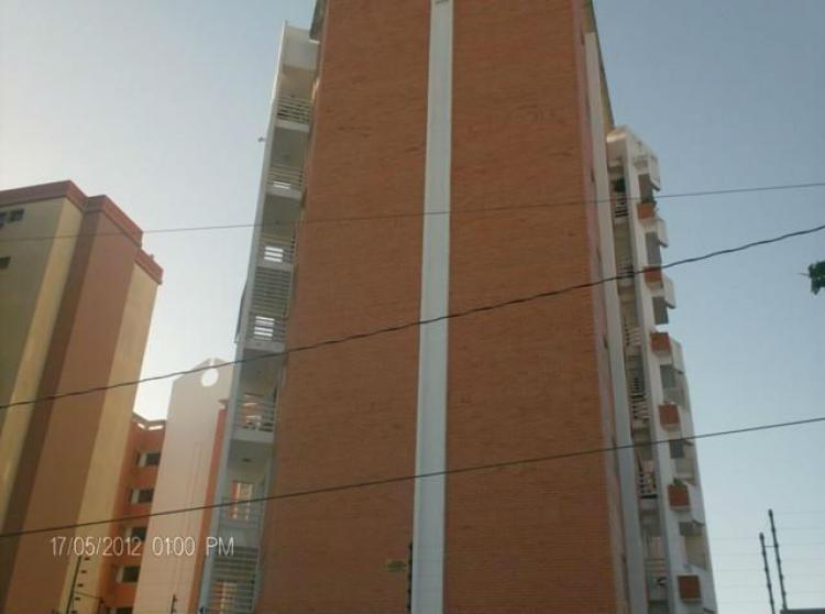 Foto Apartamento en Venta en Cabudare, Lara - BsF 200.000.000 - APV96895 - BienesOnLine