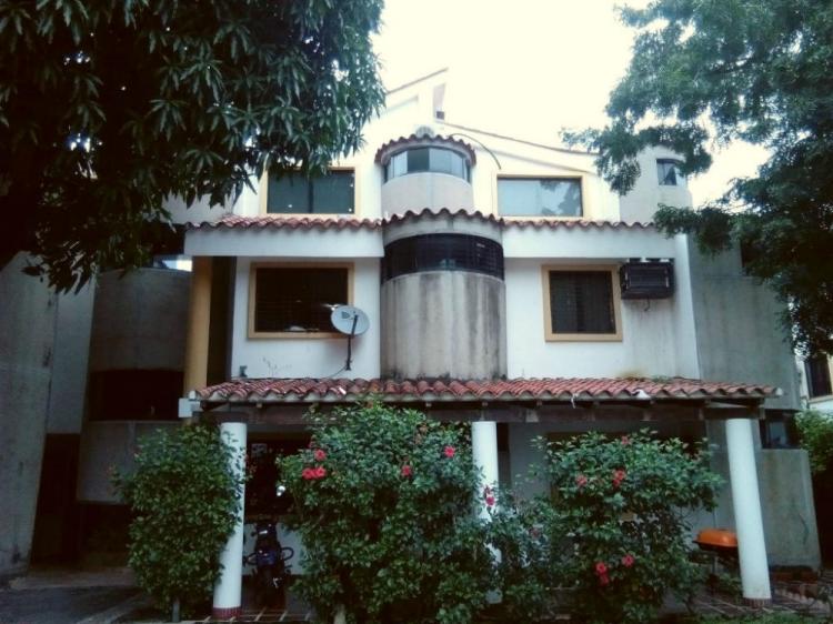 Home in Metric Way