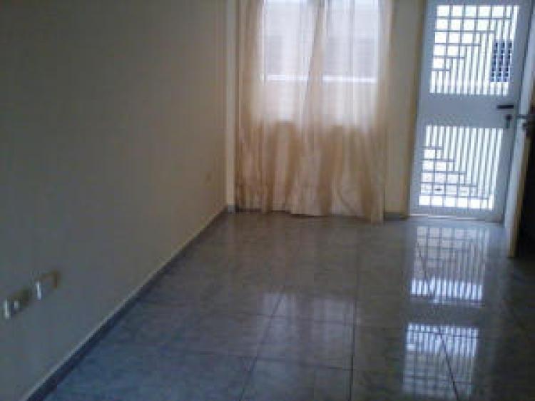 Foto Apartamento en Venta en Maracaibo, Zulia - BsF 1.800.000 - APV50096 - BienesOnLine