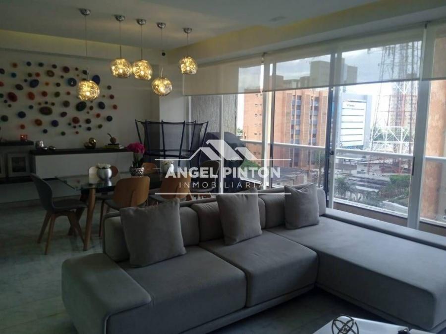 Foto Apartamento en Venta en Maracaibo, Zulia - U$D 220.000 - APV198666 - BienesOnLine