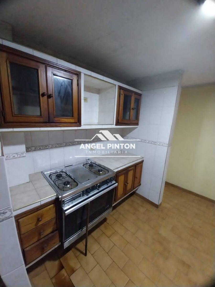Foto Apartamento en Venta en La Pomona, Maracaibo, Zulia - U$D 9.000 - APV242815 - BienesOnLine