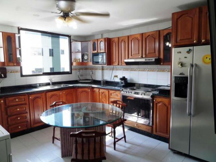 Foto Apartamento en Venta en Maracay, Aragua - BsF 200.000.000 - APV68985 - BienesOnLine