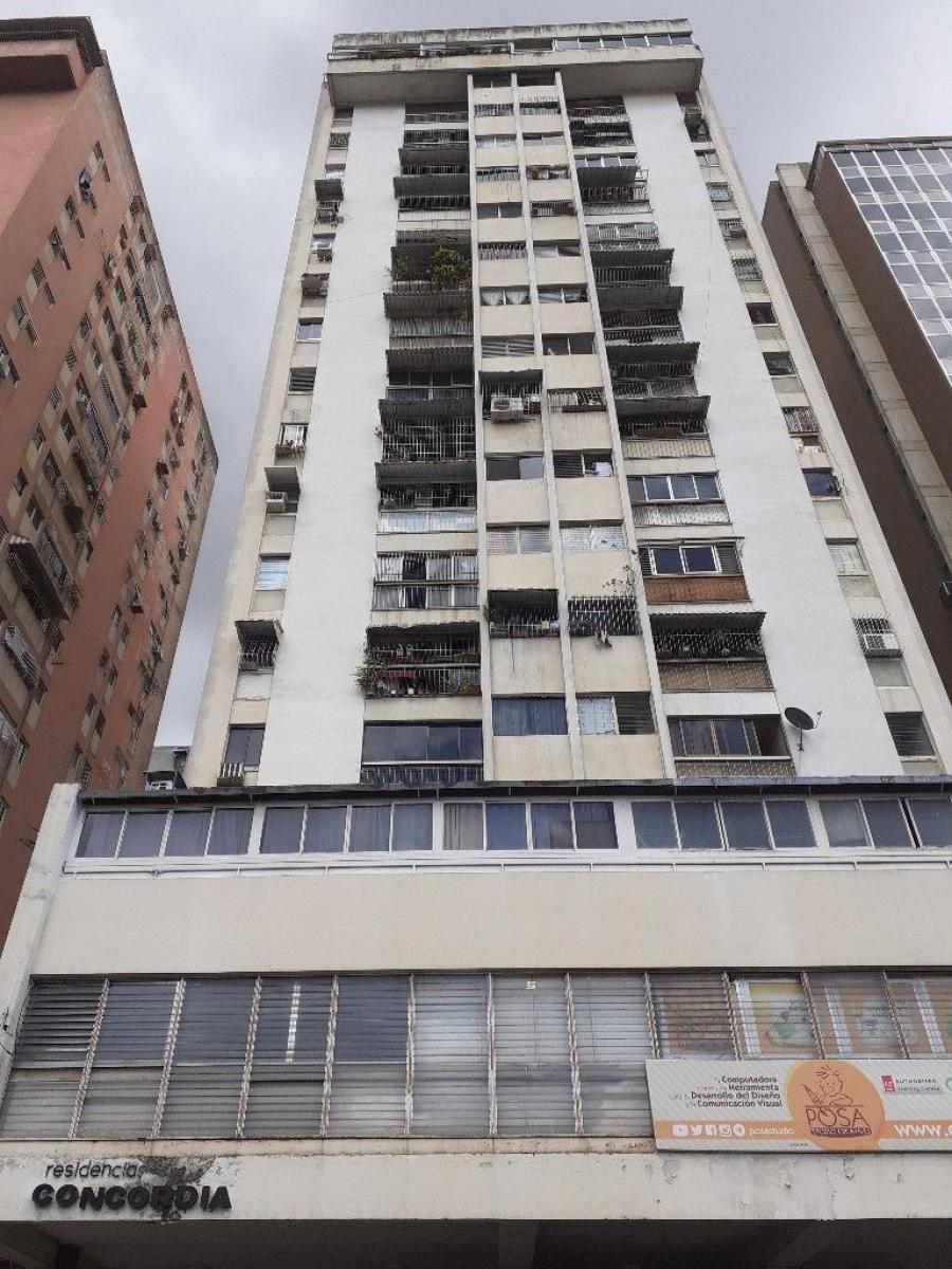 Foto Apartamento en Venta en Caracas, Distrito Federal - U$D 40.000 - APV210391 - BienesOnLine
