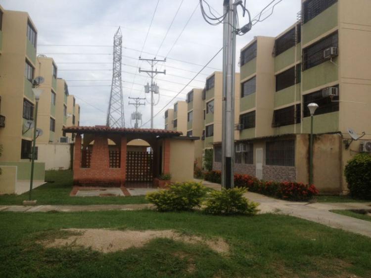 Foto Apartamento en Venta en Carabobo, Los Guayos, Carabobo - BsF 16.000.000 - APV90451 - BienesOnLine