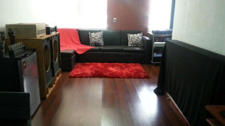Home in Metric Way