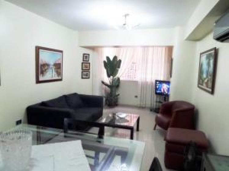 Foto Apartamento en Venta en Maracay, Aragua - BsF 900.000.000 - APV75769 - BienesOnLine