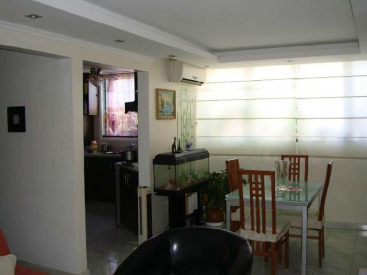 Foto Apartamento en Venta en Maracay, Aragua - BsF 48.000.000 - APV95149 - BienesOnLine