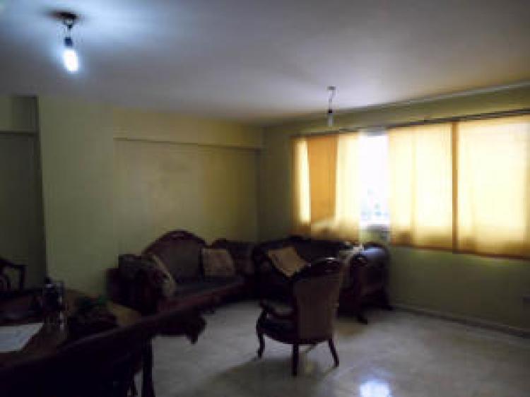 Foto Apartamento en Venta en Girardot, Maracay, Aragua - BsF 2.400.000 - APV51522 - BienesOnLine