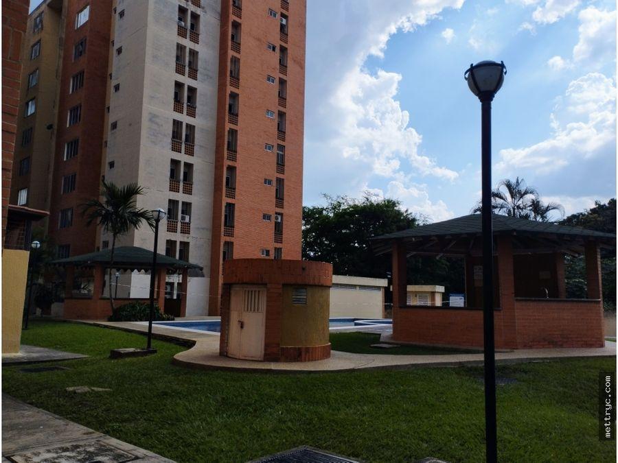 Home in Metric Way
