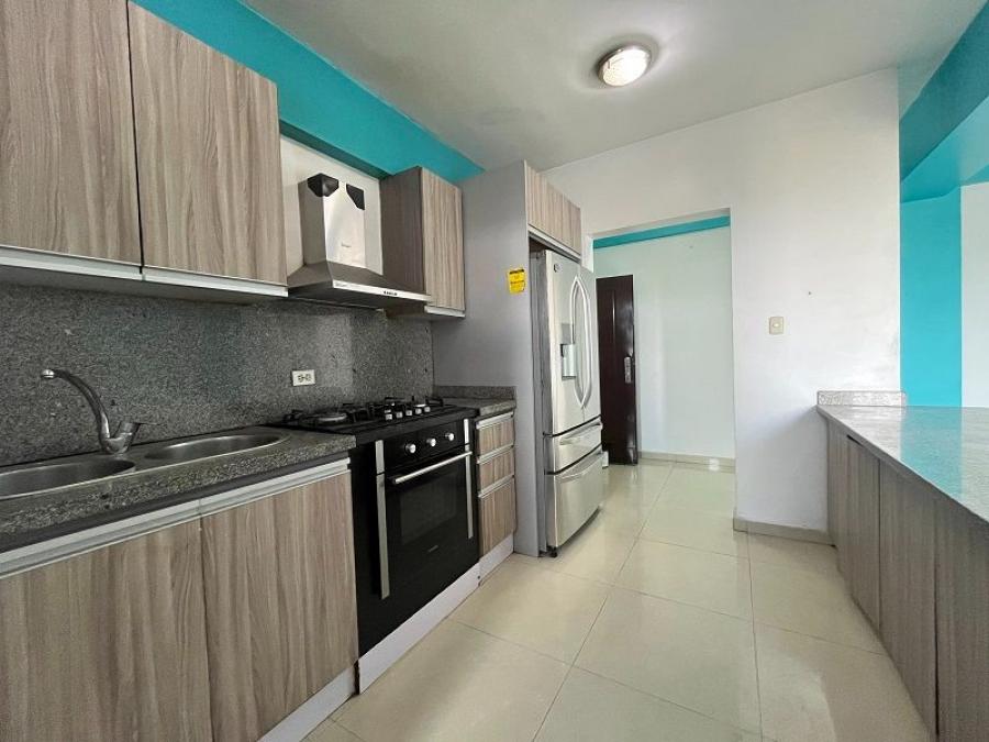 Foto Apartamento en Venta en Oeste, Barquisimeto, Lara - U$D 45.000 - APV220408 - BienesOnLine