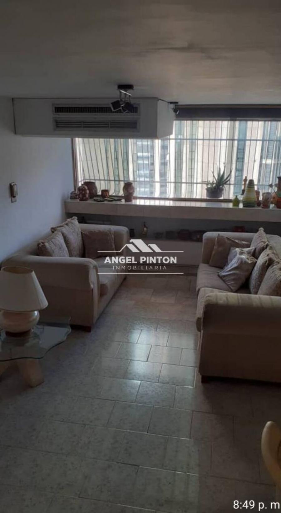 Foto Apartamento en Venta en Caracas, Distrito Federal - U$D 30.000 - APV240648 - BienesOnLine