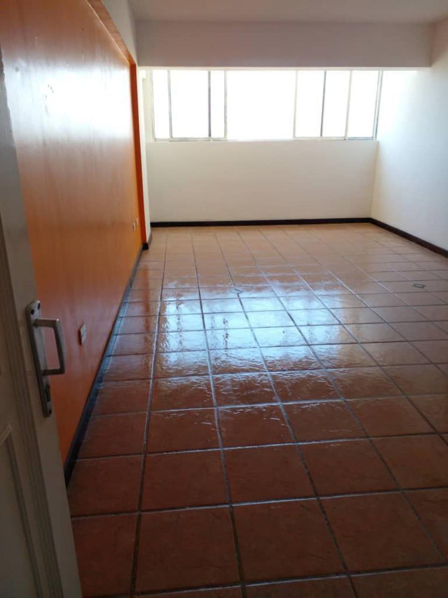 Foto Apartamento en Venta en Este, Barquisimeto, Lara - U$D 25.000 - APV183711 - BienesOnLine