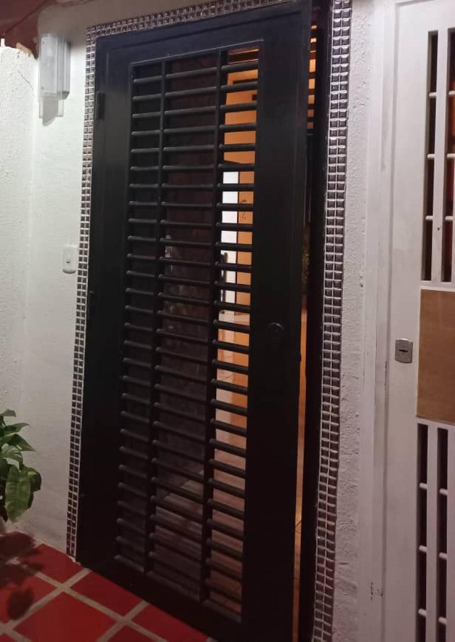 Home in Metric Way