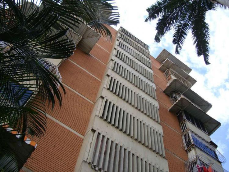 Foto Apartamento en Venta en Maracay, Aragua - BsF 25.000.000 - APV92468 - BienesOnLine