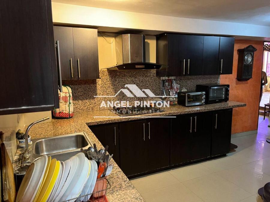 Foto Casa en Venta en Oeste, Maracaibo, Zulia - U$D 27.300 - CAV254293 - BienesOnLine