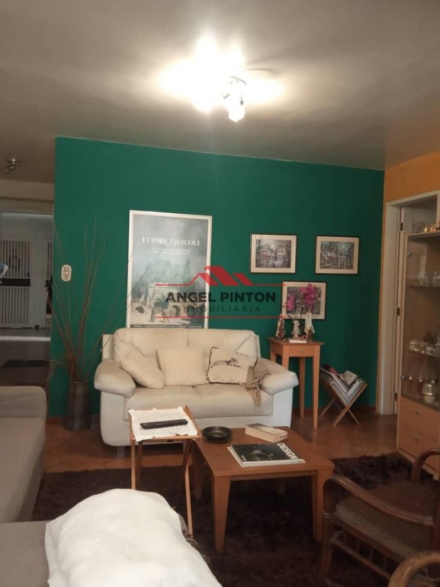 Foto Apartamento en Venta en Caracas, Distrito Federal - U$D 54.999 - APV186503 - BienesOnLine