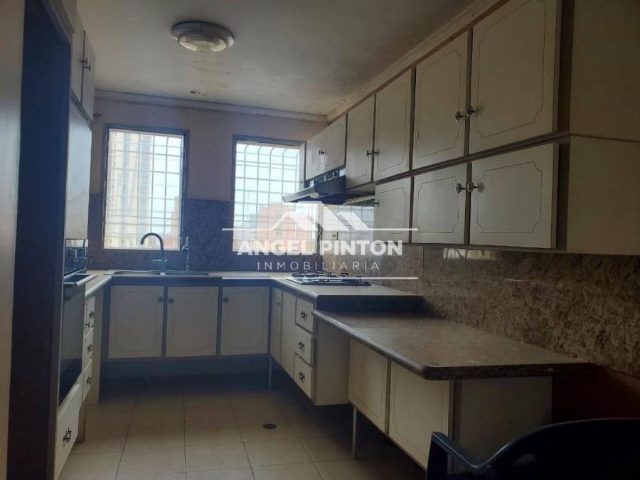 Foto Apartamento en Venta en Maracaibo, Zulia - U$D 30.000 - APV197333 - BienesOnLine