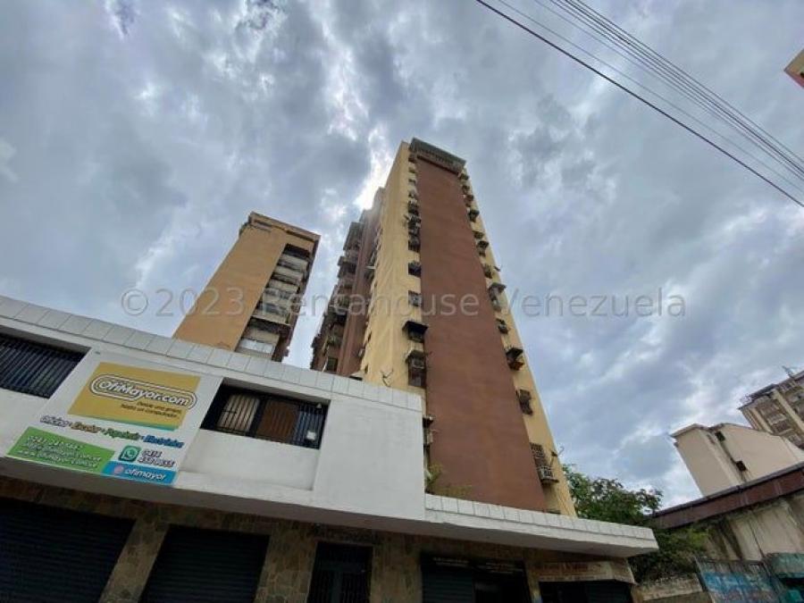 Foto Apartamento en Venta en Girardot, Maracay, Aragua - U$D 20.000 - APV208009 - BienesOnLine
