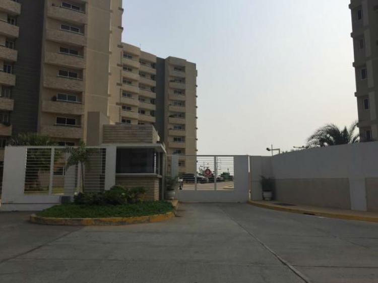 Foto Apartamento en Venta en coquivacoa, Maracaibo, Zulia - BsF 48.500.000 - APV90368 - BienesOnLine