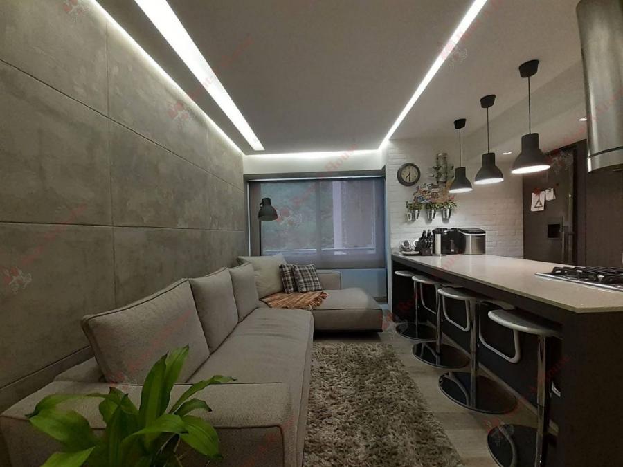 Home in Metric Way