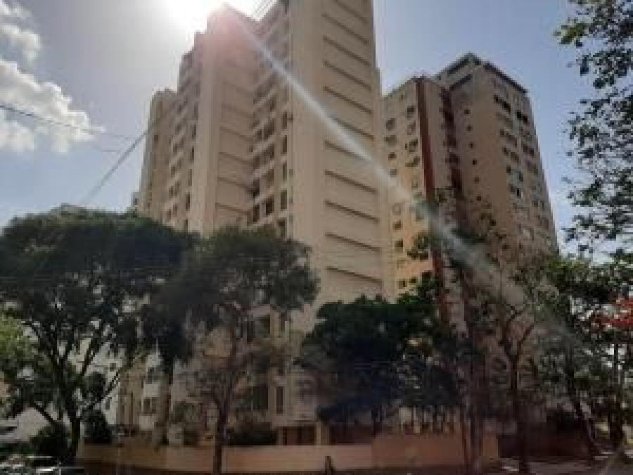 Foto Apartamento en Venta en Las Chimeneas, Valencia, Carabobo - U$D 21.000 - APV156817 - BienesOnLine