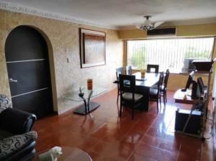 Foto Apartamento en Venta en Las Quintas, Naguanagua, Carabobo - U$D 18.500 - APV140490 - BienesOnLine
